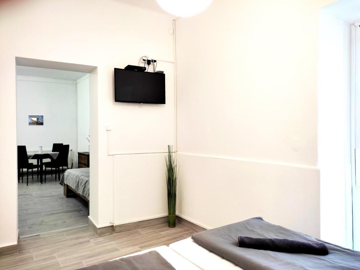 Dunapart Apartment Vác Exteriér fotografie